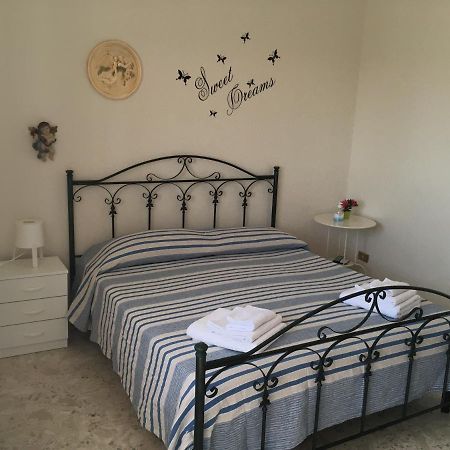 B&B Al Campanile Taranto Kültér fotó