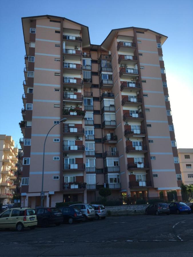 B&B Al Campanile Taranto Kültér fotó