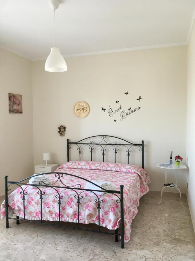 B&B Al Campanile Taranto Kültér fotó